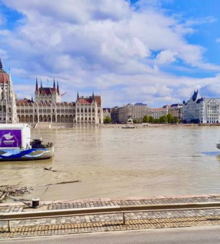 Are danube river cruises being cancelled?