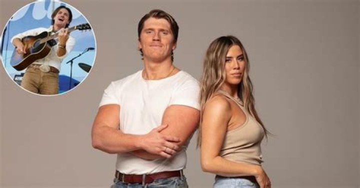 Are the reklaws twins?