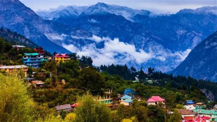 Can we visit manali in july?