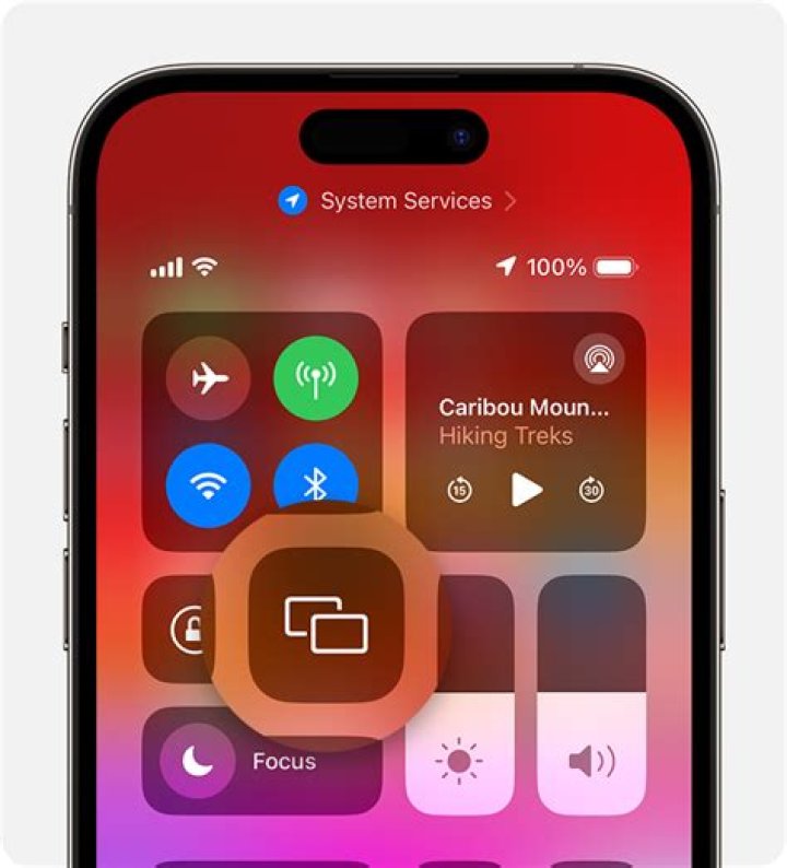 Can you airplay from iphone to mac?