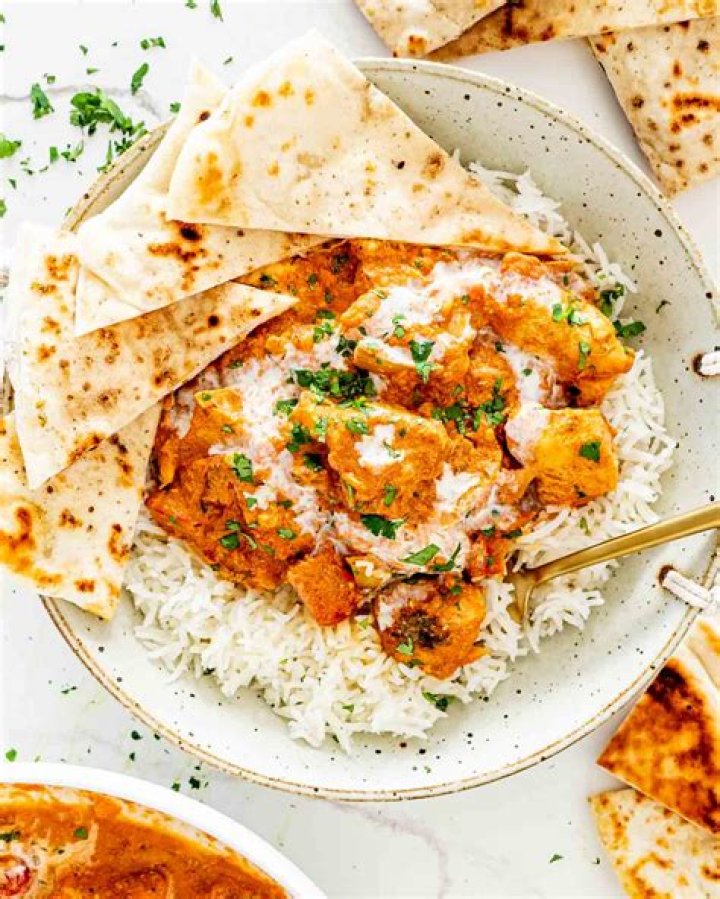 Has chicken tikka masala got nuts in?
