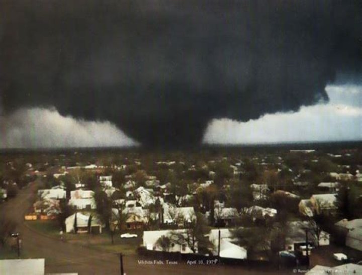 What's in effingham il?