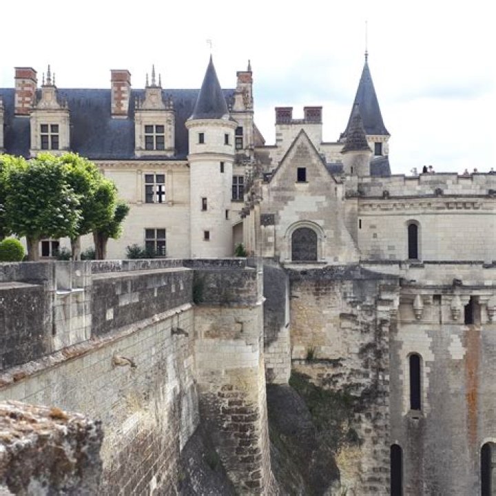 When was the chateau d'amboise built?