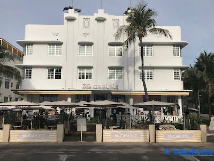 Where birdcage was filmed?