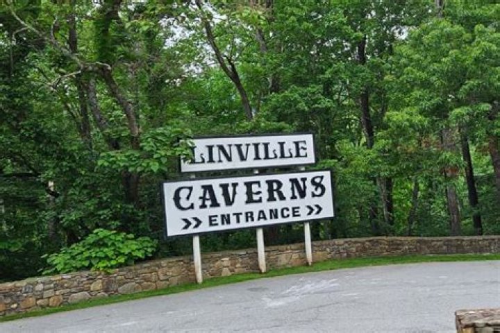 Who owns linville caverns?