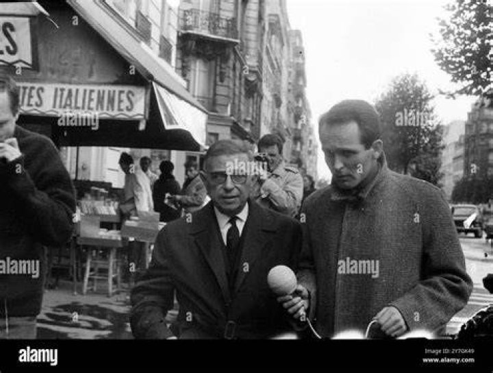 Why did sartre refuse the nobel prize?